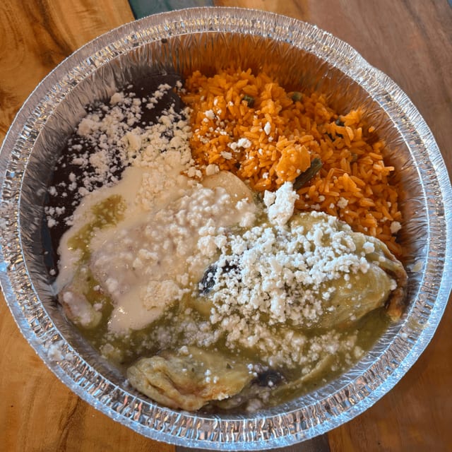 Chile Relleno and Enchilada.